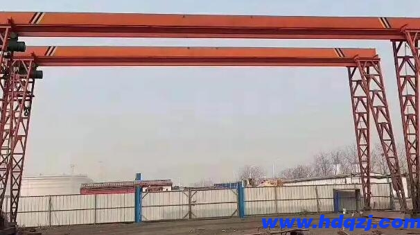 龍門(mén)吊的滲油位置如何維修？